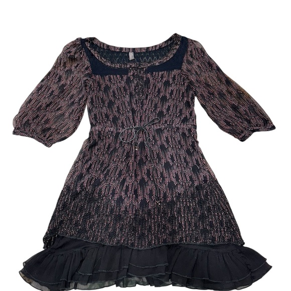 Free People Dresses & Skirts - Free People Black & Pink Floral Boho Mini Dress, Lace Trim & Ruffles Size XS